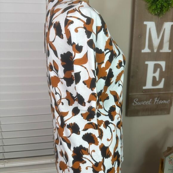 Chico’s Top Size 0 - Picture 3 of 10